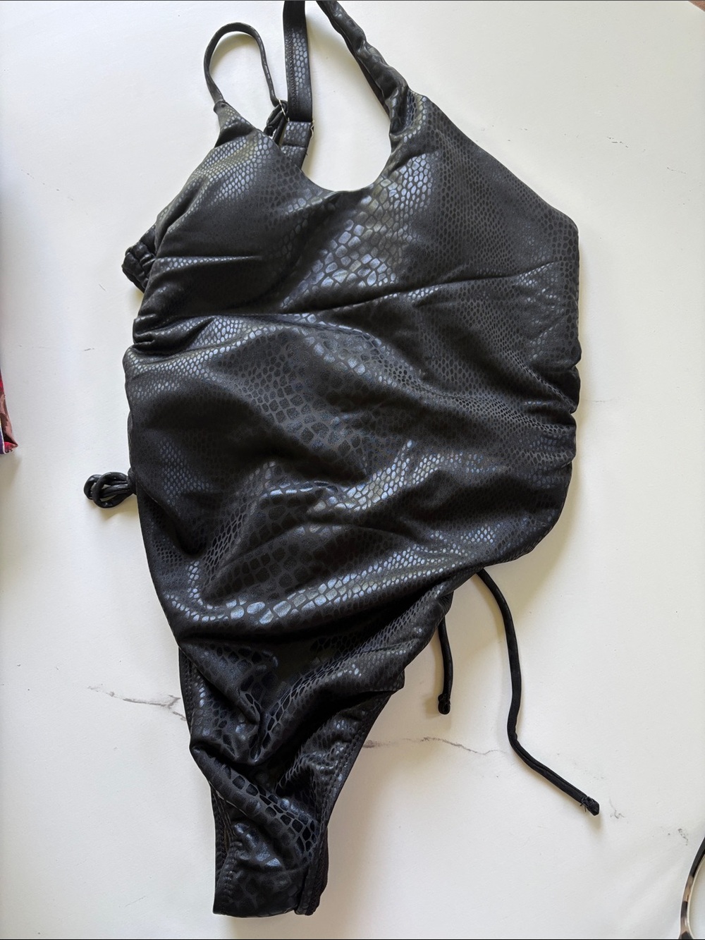 Women’s Black One-Piece Swimsuit - Black